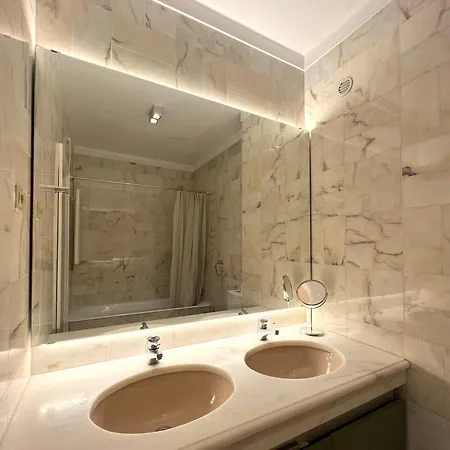 Inluz Апартаменты Вила-ду-Конди